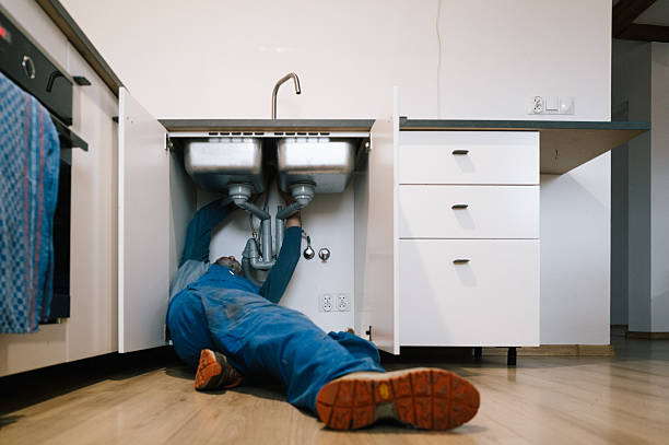 Professional Leak Detection technician working in Mertztown, PA